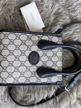 Gucci Beige & Black GG Supreme Mini Tote